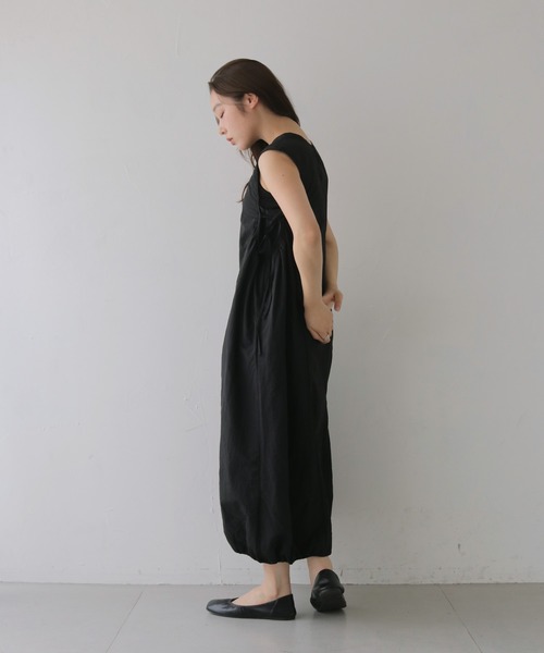 cheriella(シェリエラ)の「【cheriella】バルーンシルエットノースリーブワンピース BALLOON SILHOUETTE SLEEVELESS DRESS(ワンピース・レディース・ライトベージュ/ブラック・FREE)」の3枚目の写真