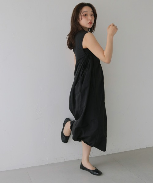 cheriella(シェリエラ)の「【cheriella】バルーンシルエットノースリーブワンピース BALLOON SILHOUETTE SLEEVELESS DRESS(ワンピース・レディース・ライトベージュ/ブラック・FREE)」の14枚目の写真