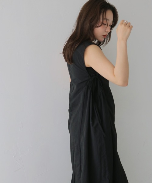 cheriella(シェリエラ)の「【cheriella】バルーンシルエットノースリーブワンピース BALLOON SILHOUETTE SLEEVELESS DRESS(ワンピース・レディース・ライトベージュ/ブラック・FREE)」の6枚目の写真