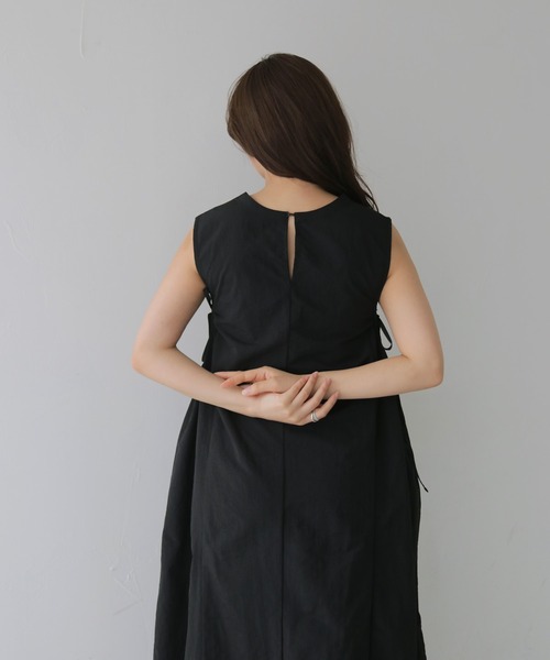 cheriella(シェリエラ)の「【cheriella】バルーンシルエットノースリーブワンピース BALLOON SILHOUETTE SLEEVELESS DRESS(ワンピース・レディース・ライトベージュ/ブラック・FREE)」の15枚目の写真