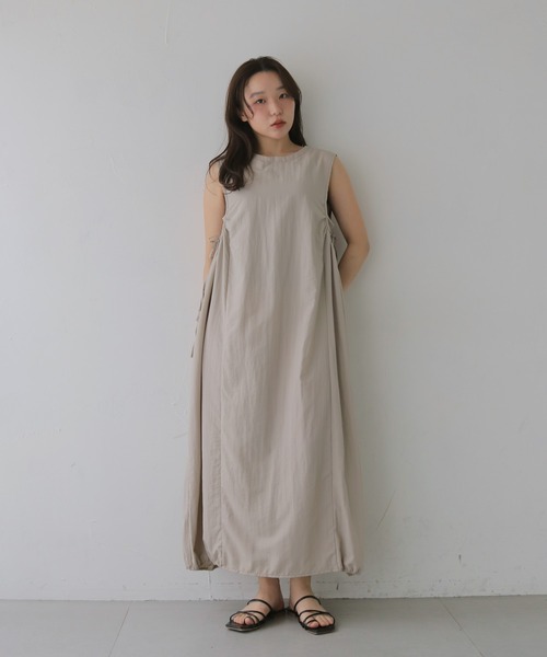 cheriella(シェリエラ)の「【cheriella】バルーンシルエットノースリーブワンピース BALLOON SILHOUETTE SLEEVELESS DRESS(ワンピース・レディース・ライトベージュ/ブラック・FREE)」の16枚目の写真