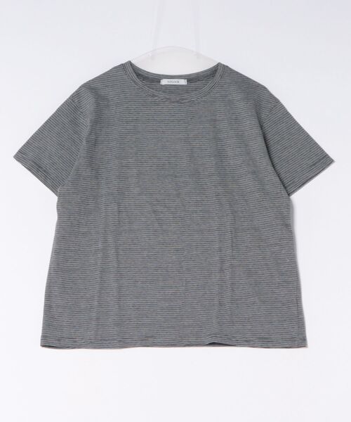 a.p.o.v.(エーピーオービー)の「a.p.o.v. クロップド丈オーバーサイズマイクロボーダーTシャツ(Tシャツ/カットソー・メンズ・グレー/ブラック/レッド・ONESIZE)」の8枚目の写真