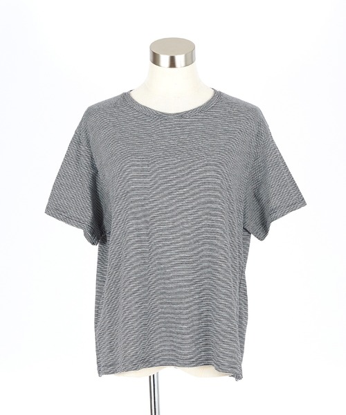 a.p.o.v.(エーピーオービー)の「a.p.o.v. クロップド丈オーバーサイズマイクロボーダーTシャツ(Tシャツ/カットソー・メンズ・グレー/ブラック/レッド・ONESIZE)」の15枚目の写真