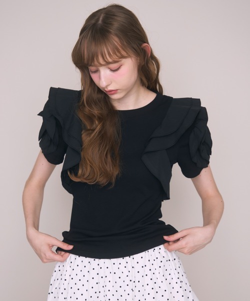 Noelie（ノエリー）の「ローズギャザースリーブTee（Tシャツ/カットソー・レディース・ホワイト/ブラック・FREE）」の15枚目の写真