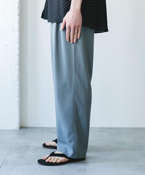 URBAN RESEARCH DOORS（アーバンリサーチドアーズ）の「トロピカルライク イージーパンツ（その他パンツ・メンズ・ブラック/チャコールグレー/グレー・MEDIUM/LARGE）」の17枚目の写真