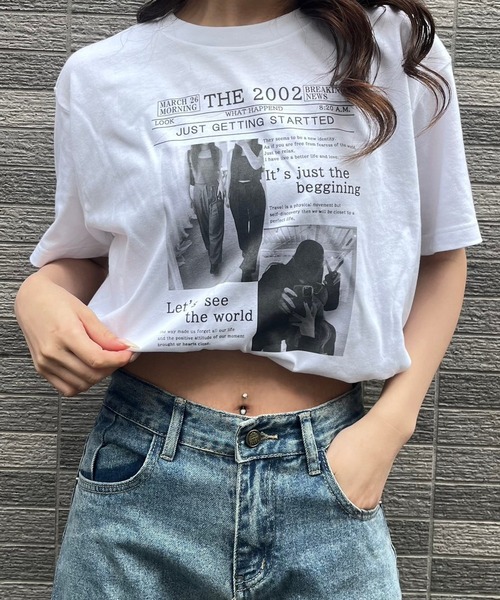 tunee(チュニー)の「ニュースペーパーデザイン半袖Tシャツ(hsyd)(Tシャツ/カットソー・レディース・ホワイト・MEDIUM)」の1枚目の写真