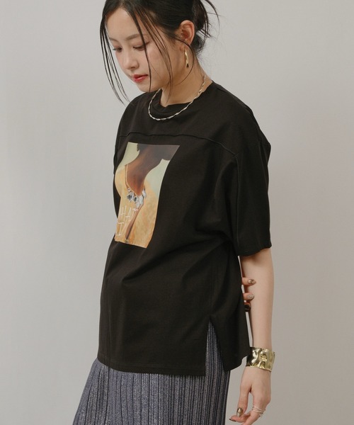 palm RICHE(ポームリシュ)の「ビジュー付プリントメローT(Tシャツ/カットソー・レディース・ホワイト/パープル系その他/ブラック・M)」の18枚目の写真