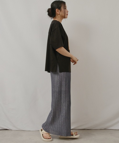 palm RICHE(ポームリシュ)の「ビジュー付プリントメローT(Tシャツ/カットソー・レディース・ホワイト/パープル系その他/ブラック・M)」の14枚目の写真