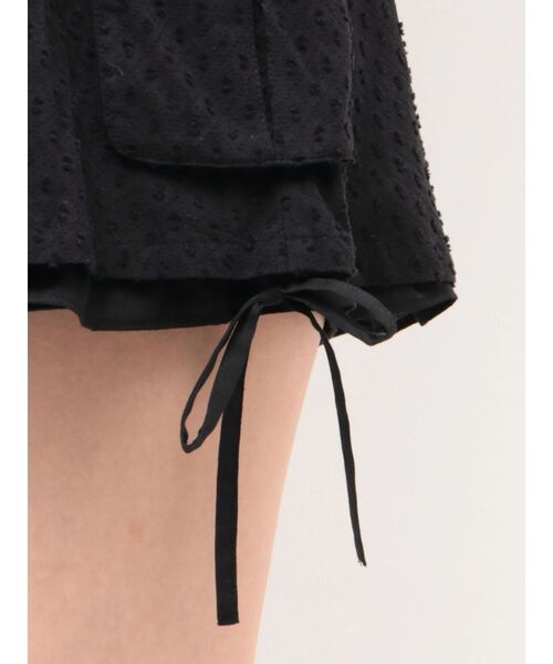 EMODA（エモダ）の「レイヤードフリルスレアスカート（スカート・レディース・ブルー/ブラック/ホワイト・SMALL/MEDIUM）」の17枚目の写真
