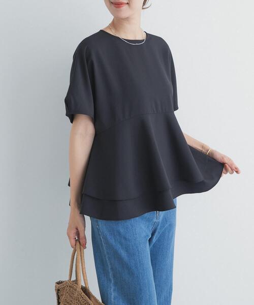 URBAN RESEARCH DOORS(アーバンリサーチドアーズ)の「ペプラムティアードブラウス(シャツ/ブラウス・レディース・ブルー/ブラウン/ブラック・FREE)」の1枚目の写真