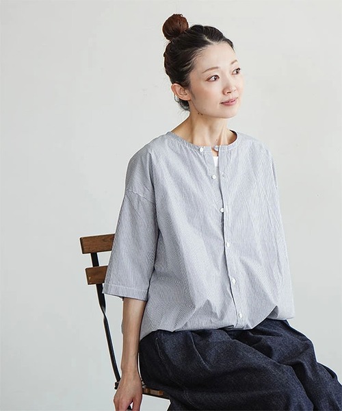 solamonat poche(ソラモナポッシェ)の「ギンガムストライプ5分袖シャツカーデ(シャツ/ブラウス・レディース・チェック/ブラック/ストライプ・2)」の2枚目の写真