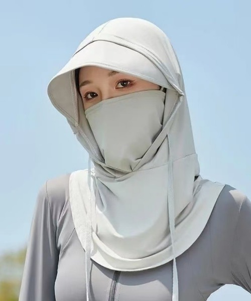 Ritzy(リッツィー)の「日焼け対策 サンバイザー付き 一体型フェイス ネックガード(サンバイザー・レディース・ブラック/グレー/ライトグレー・FREE)」の1枚目の写真