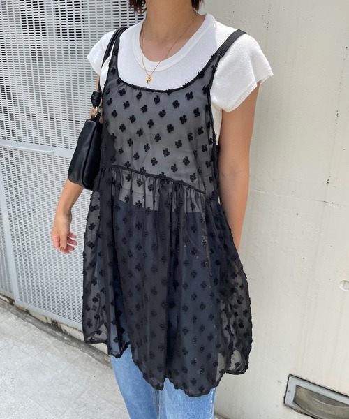 ROGER AND RAW(ロジャーアンドロウ)の「花柄ジャガード シアーキャミチュニック(キャミソール・レディース・ホワイト/ブラック・FREE)」の13枚目の写真