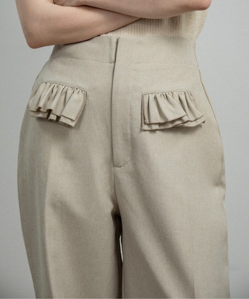 lawgy(ラウジー)の「flap frill straight silhouette pants / フラップフリルストレートシルエットパンツ(その他パンツ・レディース・ベージュ系/ミックスグレー・SMALL/FREE)」の10枚目の写真
