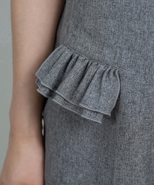 lawgy(ラウジー)の「flap frill straight silhouette pants / フラップフリルストレートシルエットパンツ(その他パンツ・レディース・ベージュ系/ミックスグレー・SMALL/FREE)」の19枚目の写真