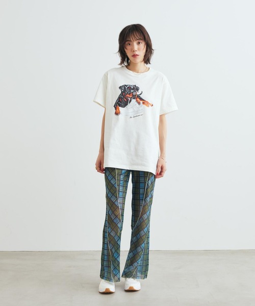 NIKE(ナイキ)の「ナイキ スポーツウェア クラシック ウィメンズ オーバーサイズド Tシャツ / Nike Sportswear Classic Women's Oversized T-Shirt IM6430-133 Sail(Tシャツ/カットソー・レディース・クリーム・S/L/M/XL/XS)」の7枚目の写真