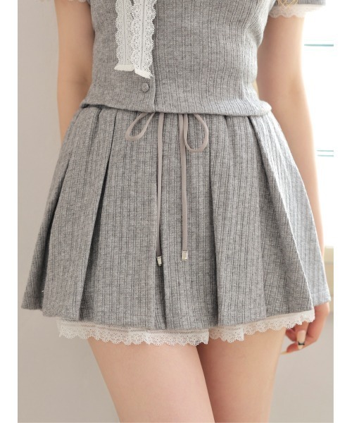 M me eme(エムミーエメ)の「Lace lame rib knit three piece setup(eme11073)(セットアップ・レディース・アイボリー/グレー/ブラック・FREE)」の15枚目の写真