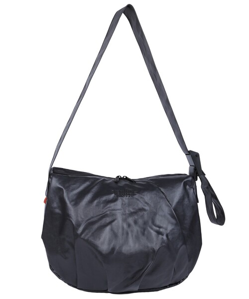 UNIVERSAL OVERALL(ユニバーサルオーバーオール)の「【UNIVERSAL OVERALL/ユニバーサルオーバーオール】:Surplus HOBO shoulder bag/ショルダーバッグ/ナイロン/バッグ/秋冬(ショルダーバッグ・メンズ・ブラウン/ブラック・フリー)」の10枚目の写真