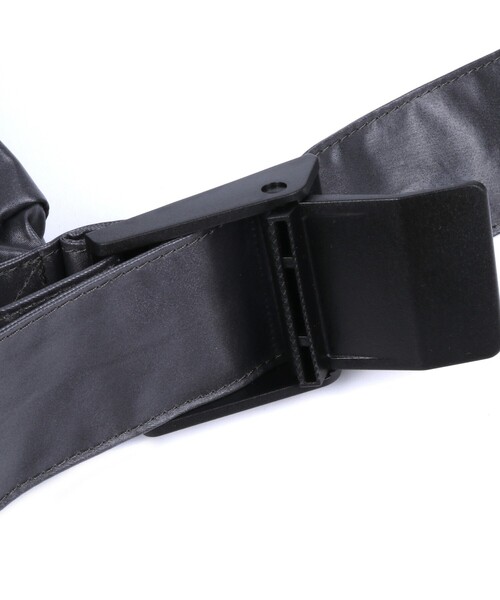 UNIVERSAL OVERALL(ユニバーサルオーバーオール)の「【UNIVERSAL OVERALL/ユニバーサルオーバーオール】:Surplus HOBO shoulder bag/ショルダーバッグ/ナイロン/バッグ/秋冬(ショルダーバッグ・メンズ・ブラウン/ブラック・フリー)」の19枚目の写真