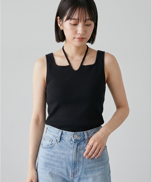 Gleam(グリーム)の「gleam パット付クロスホルターネックタンクトップ(タンクトップ・レディース・チャコール/アイボリー/ブラック・F)」の10枚目の写真