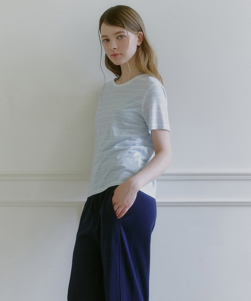 MICANE(ミケーネ)の「リススストライプステッチコントラストTシャツ(Tシャツ/カットソー・レディース・スカイブルー/オリーブ/ピンク・1/2/4/3)」の9枚目の写真