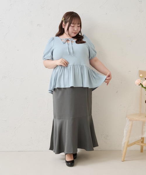Louiosy(ルオシー)の「【Louiosy】【大きいサイズ】ラメドットテレコリブペプラムトップス(Tシャツ/カットソー・レディース・チャコールグレー/オフホワイト/ブルー・4L/3L/LL)」の10枚目の写真