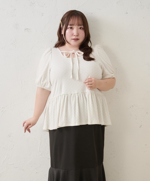 Louiosy(ルオシー)の「【Louiosy】【大きいサイズ】ラメドットテレコリブペプラムトップス(Tシャツ/カットソー・レディース・チャコールグレー/オフホワイト/ブルー・4L/3L/LL)」の16枚目の写真