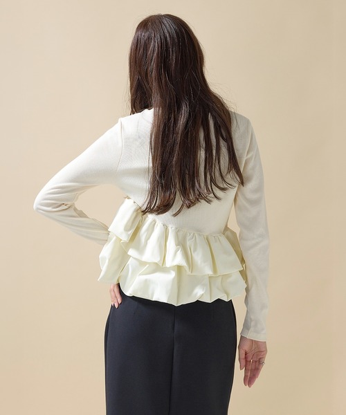 en CAnAF(エンカナフ)の「【大人可愛いシルエット】カットリブバルーンペプラムプルオーバー(Tシャツ/カットソー・レディース・ブラック/アイボリー/チャコールグレー/ブラック系1・フリー)」の13枚目の写真