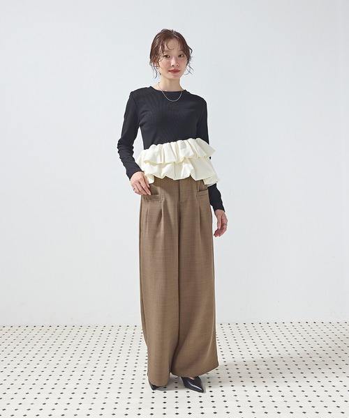 en CAnAF(エンカナフ)の「【大人可愛いシルエット】カットリブバルーンペプラムプルオーバー(Tシャツ/カットソー・レディース・ブラック/アイボリー/チャコールグレー/ブラック系1・フリー)」の8枚目の写真