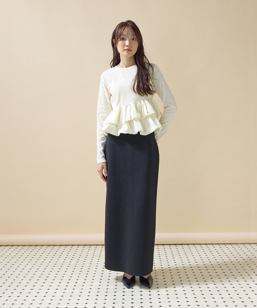 en CAnAF(エンカナフ)の「【大人可愛いシルエット】カットリブバルーンペプラムプルオーバー(Tシャツ/カットソー・レディース・ブラック/アイボリー/チャコールグレー/ブラック系1・フリー)」の6枚目の写真