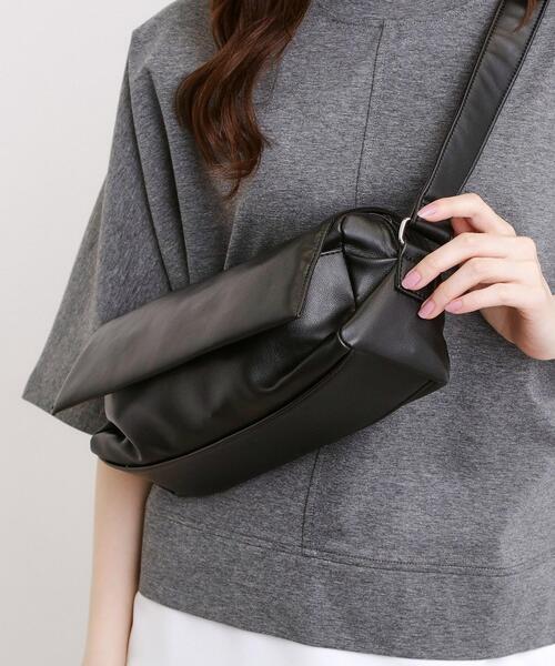 grove(グローブ)の「スクエアフラップワイドショルダー(ショルダーバッグ・レディース・ブラウン系その他/ブラック/ライトベージュ/ブラウン系・00)」の5枚目の写真