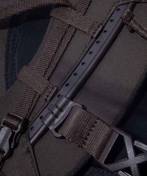 F/CE. (エフシーイー)の「F/CE. 420 re/cor DAYTRIP BP 2.0 / エフシーイー 420 レコー デイトリップ バックパック 2.0(バックパック/リュック・メンズ・ブラック・FREE)」の18枚目の写真