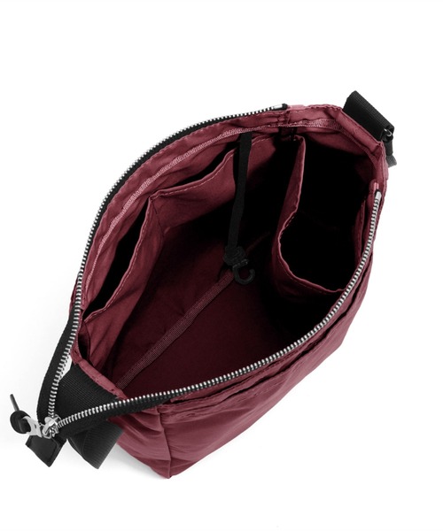 STANDARD SUPPLY(スタンダードサプライ)の「スタンダードサプライ / SIMPLICITY シンプリシティ / 26FW限定カラーWALKIES SHOULDER ウォーキーズショルダー(ショルダーバッグ・レディース・ボルドー・FREE)」の5枚目の写真