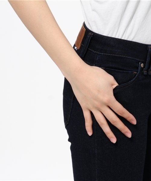 Moname（モナーム）の「■Moname   スキニーデニムパンツ   EMMA(エマ)/41161002（デニムパンツ・レディース・ダークインディゴブルー・26inch/23inch/24inch/25inch/27inch）」の11枚目の写真