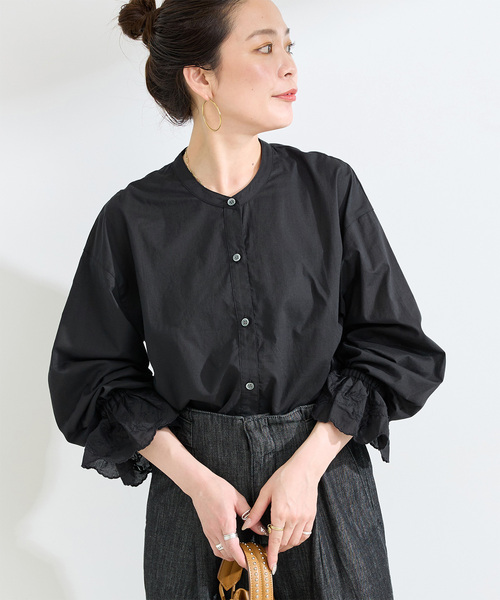 B.C STOCK(ベーセーストック)の「手洗い可 / レースベルスリーブブラウス(シャツ/ブラウス・レディース・ブラック/ホワイト・FREE)」の1枚目の写真