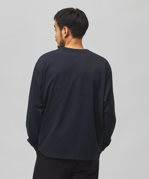 NEW BALANCE(ニューバランス)の「【別注】ニューバランス New Balance リラックスロングスリーブTシャツシューパッチ 限定コラボ(Tシャツ/カットソー・メンズ・ネイビー・LL/S/M)」の2枚目の写真