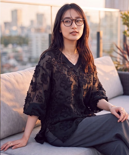 STYLE DELI(スタイルデリ)の「【DELI by】フリンジジャカードシアープルオーバー(Tシャツ/カットソー・レディース・ブラック・M)」の3枚目の写真