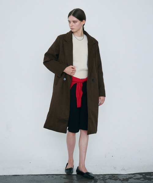Rohwel(ローウェル)の「Oversized Tailored Long Coat / オーバーサイズテーラードロングコート(チェスターコート・レディース・ブラウン/ブラック・FREE)」の12枚目の写真