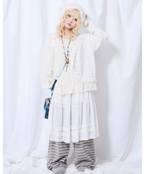 Never mind the XU / Chikashitsu+（ネバーマインド ザ エックスユー / チカシツプラス）の「【Nerd out XU】Cozy Vintage Gray Bubble Knit cardigan / 【ナードアウトエックスユー】コージーヴィンテージグレーバブルニットカーディガン＜着用動画あり＞（カーディガン/ボレロ・レディース・グレー/アイボリー・L）」の17枚目の写真
