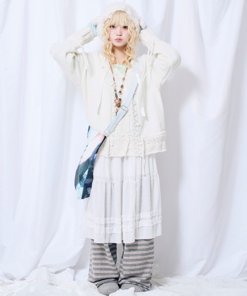 Never mind the XU / Chikashitsu+（ネバーマインド ザ エックスユー / チカシツプラス）の「【Nerd out XU】Cozy Vintage Gray Bubble Knit cardigan / 【ナードアウトエックスユー】コージーヴィンテージグレーバブルニットカーディガン＜着用動画あり＞（カーディガン/ボレロ・レディース・グレー/アイボリー・L）」の16枚目の写真