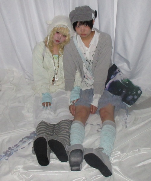 Never mind the XU / Chikashitsu+（ネバーマインド ザ エックスユー / チカシツプラス）の「【Nerd out XU】Cozy Vintage Gray Bubble Knit cardigan / 【ナードアウトエックスユー】コージーヴィンテージグレーバブルニットカーディガン＜着用動画あり＞（カーディガン/ボレロ・レディース・グレー/アイボリー・L）」の21枚目の写真