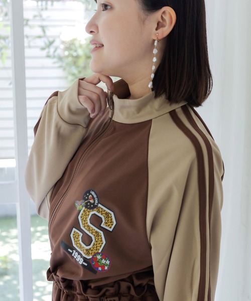 ScoLar(スカラー)の「ScoLar(スカラー) レオパードロゴ 配色ジャージワンピ(ワンピース・レディース・チャコールグレー/ブラック/ベージュ・MEDIUM)」の9枚目の写真