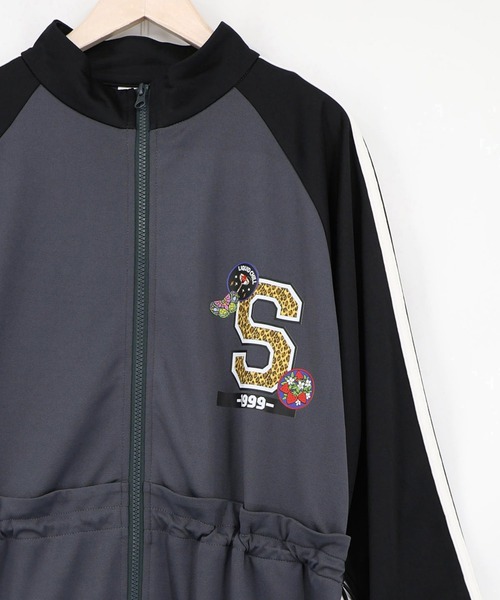 ScoLar(スカラー)の「ScoLar(スカラー) レオパードロゴ 配色ジャージワンピ(ワンピース・レディース・チャコールグレー/ブラック/ベージュ・MEDIUM)」の22枚目の写真