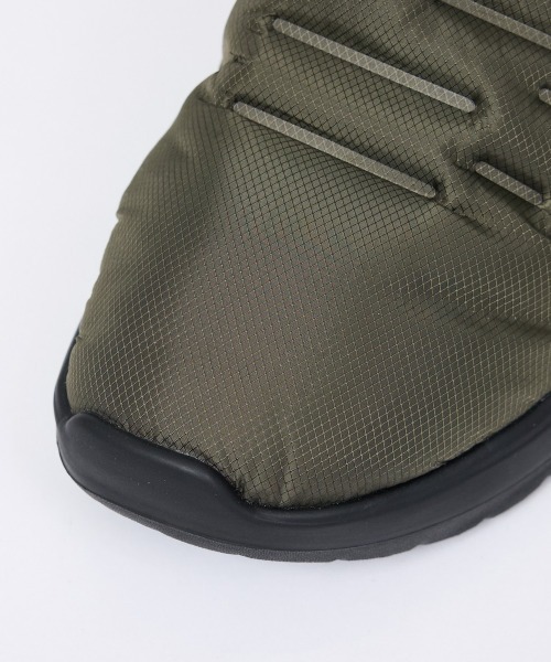 OOFOS(ウーフォス)の「【OOFOS / ウーフォス】Oomy Thermo Zen / ウーミー サーモ ゼン【OOFOS / ウーフォス】Oomy Thermo Zen / ウーミー サーモ ゼン(スニーカー・メンズ・ブラック/カーキ・26/27/28)」の14枚目の写真