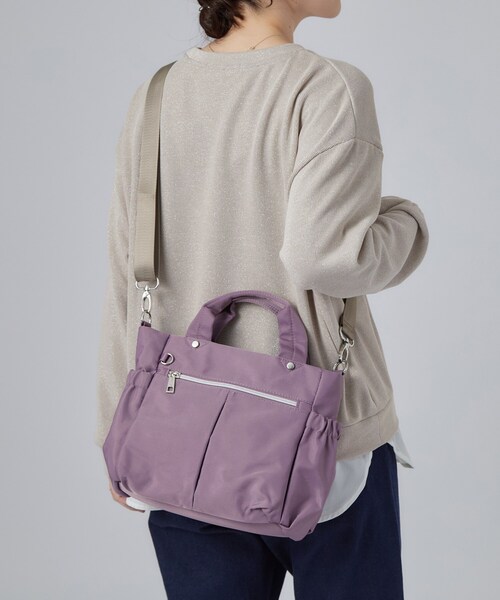SHOO・LA・RUE(シューラルー)の「【撥水/2WAY】9ポケットトートバッグ(トートバッグ・レディース・ベージュ/ブラック/ライトパープル・00)」の3枚目の写真