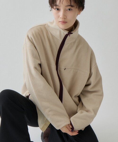 COLONY 2139(コロニートゥーワンスリーナイン)の「MOTION/セットアップ/秋服 フリースジップジャケット(その他アウター・レディース・グレー/ベージュ/ネイビー・FREE)」の2枚目の写真