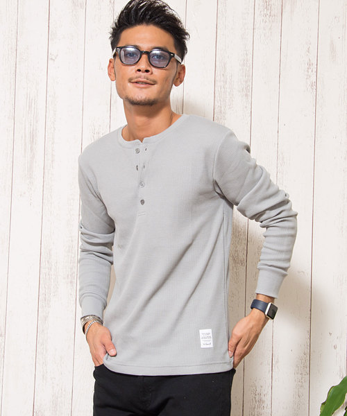 CavariA（キャバリア）の「『CavariA/キャバリア』サーマルニット無地長袖ニットTシャツ【3ネックタイプから選べる】（ニット/セーター・メンズ・ネイビー/ブラック/カーキ/ライトピンク/グレー/ホワイト/ベージュ/ベージュ系その他2/ベージュ系その他3/グリーン系その他/グリーン系その他2/グリーン系その他3/ブルー系その他/ピンク系その他/ブルー系その他3/ピンク系その他2/ピンク系その他3/ホワイト系その他/ホワイト系その他2/ホワイト系その他3/ブラック系その他/ブラック系その他2/ブラック系その他3/グレー系その他/グレー系その他2/グレー系その他3/ベージュ系その他/ブルー系その他2・L/LL/M/XL）」の12枚目の写真