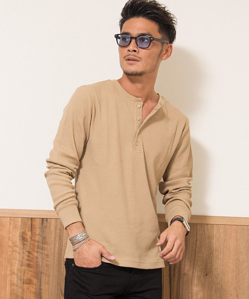 CavariA（キャバリア）の「『CavariA/キャバリア』サーマルニット無地長袖ニットTシャツ【3ネックタイプから選べる】（ニット/セーター・メンズ・ネイビー/ブラック/カーキ/ライトピンク/グレー/ホワイト/ベージュ/ベージュ系その他2/ベージュ系その他3/グリーン系その他/グリーン系その他2/グリーン系その他3/ブルー系その他/ピンク系その他/ブルー系その他3/ピンク系その他2/ピンク系その他3/ホワイト系その他/ホワイト系その他2/ホワイト系その他3/ブラック系その他/ブラック系その他2/ブラック系その他3/グレー系その他/グレー系その他2/グレー系その他3/ベージュ系その他/ブルー系その他2・L/LL/M/XL）」の16枚目の写真