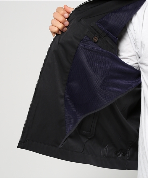 McGREGOR(マックレガー)の「撥水スポーターブルゾン(ブルゾン・メンズ・レッド/ブラック/ネイビー・L/LL/M)」の5枚目の写真