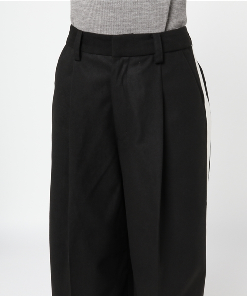 PUNYUS（プニュズ）の「サイドラインパンツ（その他パンツ・レディース・グレー/ブラック・3/4/2/1）」の6枚目の写真